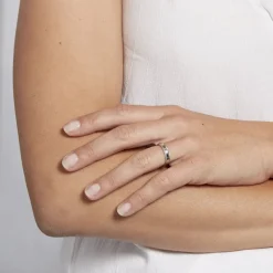 Alliance Beritan Demi Jonc Classique Argent Blanc