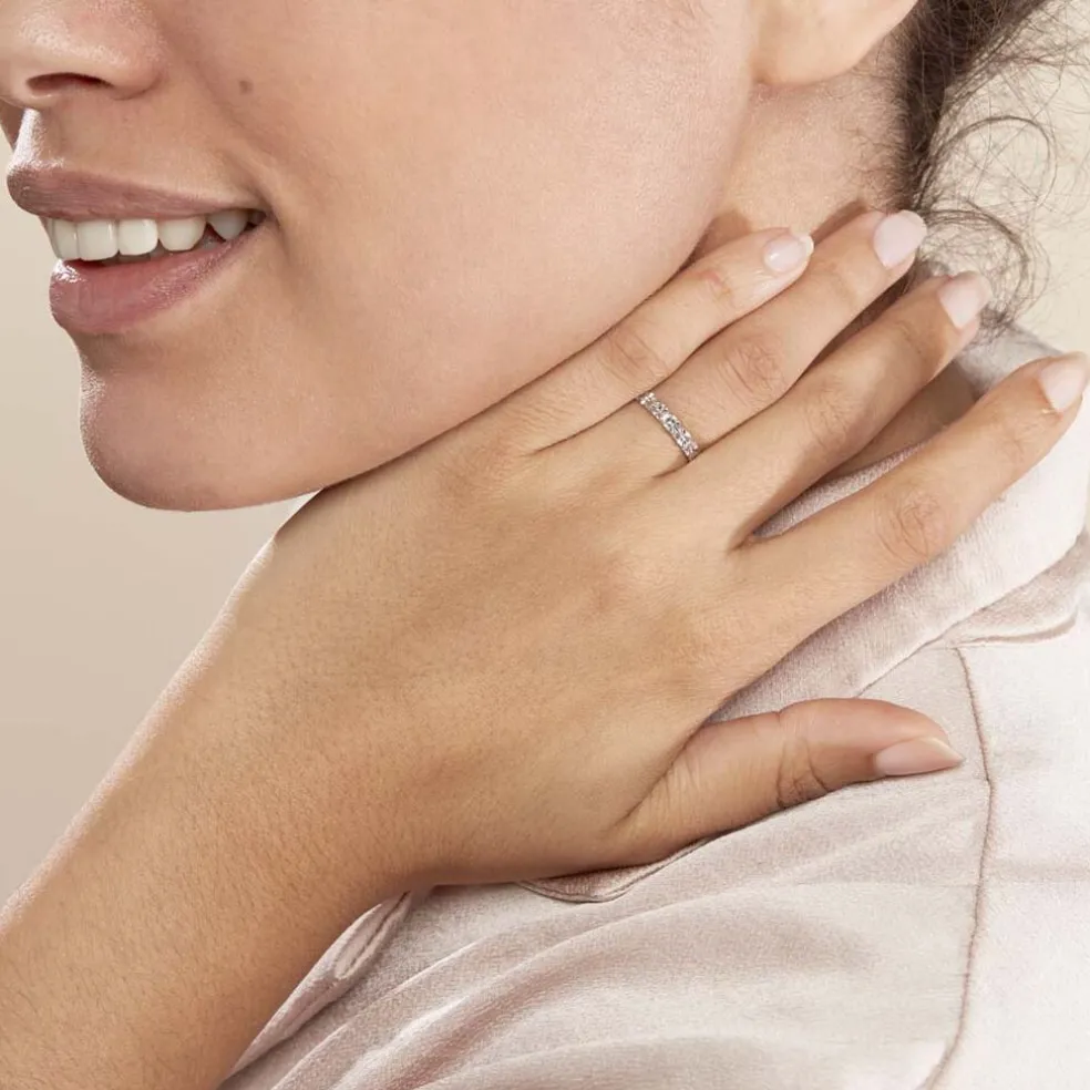 Alliance Fleur Diamantee Ruban Plat Or Blanc