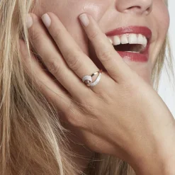 Bague Boucle D'or Or Jaune Oxyde De Zirconium