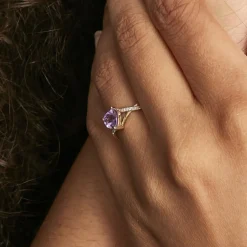 Bague Clothilde Or Jaune Amethyste Et Oxyde De Zirconium