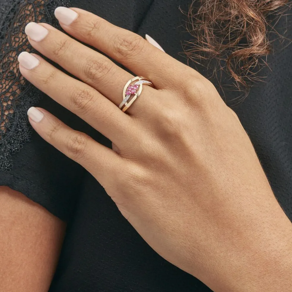 Bague Hoela Or Jaune Diamant Et Rubis