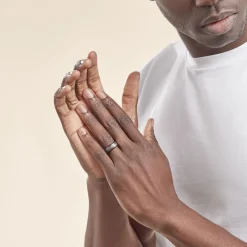 Bague Jourdan Homme Liorin Acier Bicolore Noir Et Blanc Tungstene