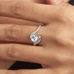 Bague Maria-serena Or Blanc Topaze Et Oxyde De Zirconium