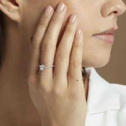 Bague Nevarte Argent Blanc Oxyde De Zirconium