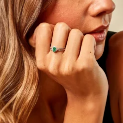 Bague Ninian Or Jaune Emeraude Diamant