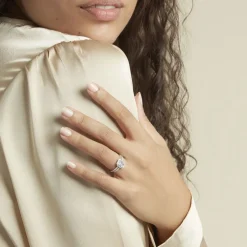 Bague Solitaire Accompagn啪 Or Blanc Addy Oxyde De Zirconium