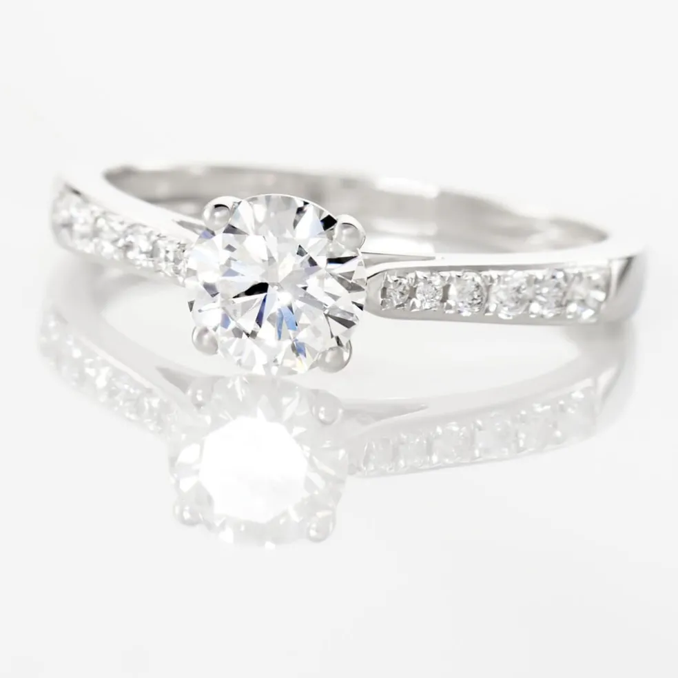 Bague Solitaire Hemera Or Blanc Diamant Synthetique