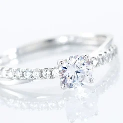 Bague Solitaire Kanel Or Blanc Oxyde De Zirconium