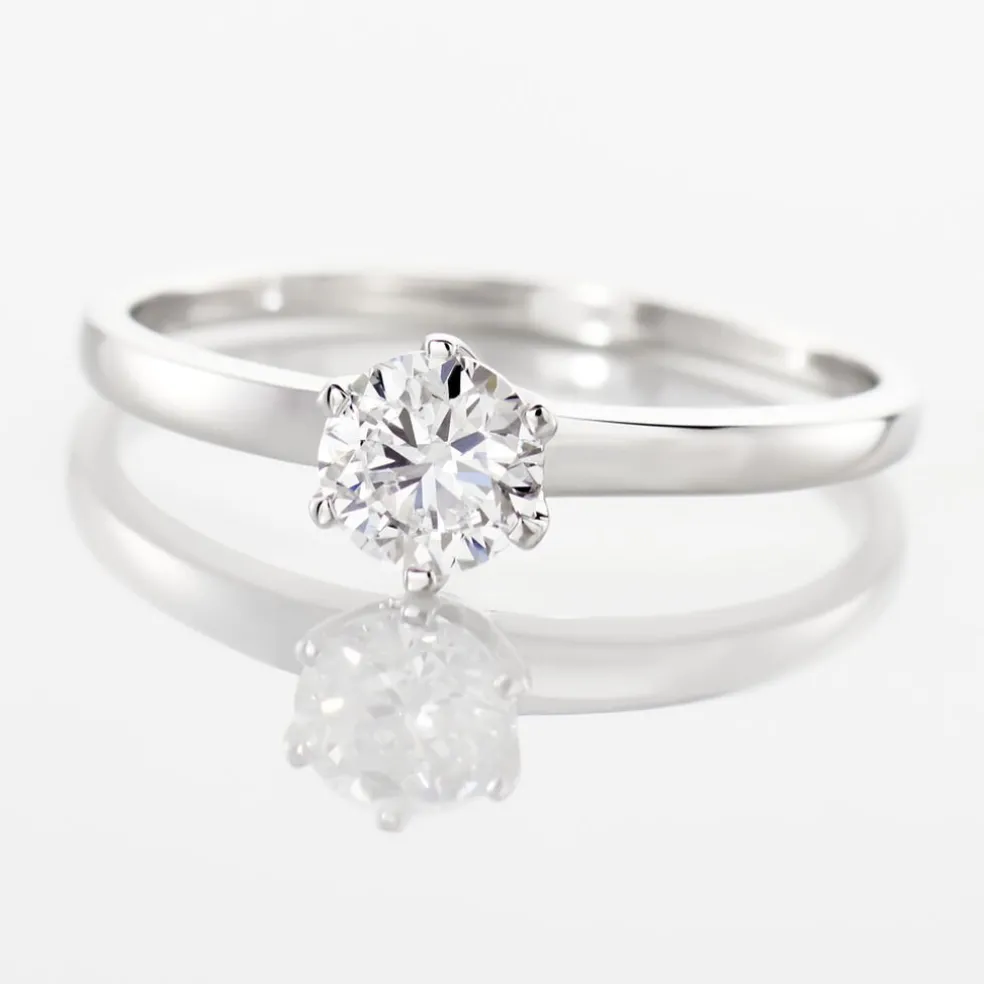 Bague Solitaire Natalia Or Blanc Diamant Synthetique