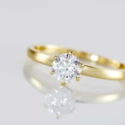 Bague Solitaire Or Jaune Diamant Synthetique