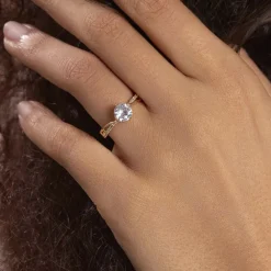 Bague Solitaire Sarah-lee Plaqué Or Jaune Oxyde De Zirconium