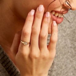 Bague Talisman Or Jaune Nacre Diamant