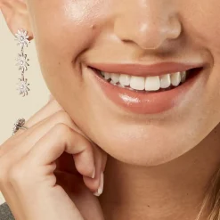 Boucles D'oreilles Pendantes Daisy Argent Blanc Oxyde De Zirconium