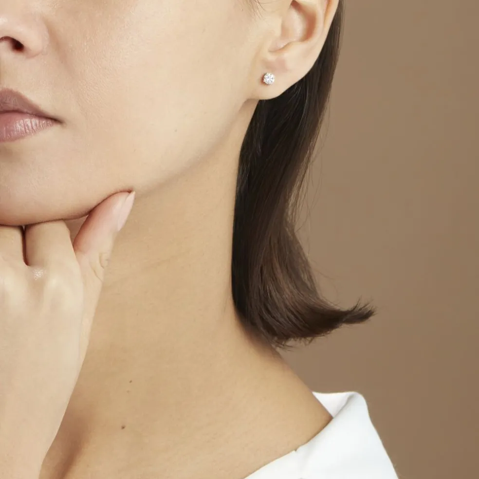 Boucles D'oreilles Puces 4 Griffes Or Blanc Diamant Synthetique