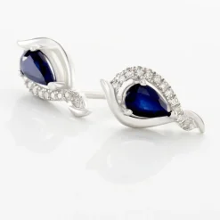 Boucles D'oreilles Puces Angelika Or Blanc Saphir Et Diamant