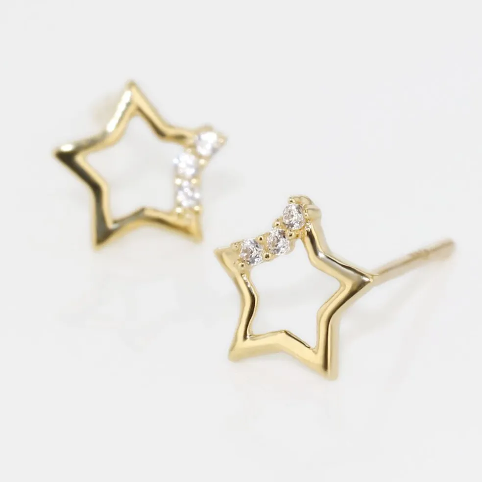 Boucles D'oreilles Puces Camomille Or Jaune Oxyde De Zirconium