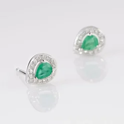 Boucles D'oreilles Puces Elheme Or Blanc Emeraude Et Diamant