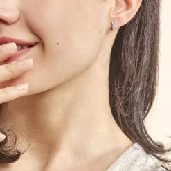 Boucles D'oreilles Puces Ligera Or Blanc Saphir Et Diamant