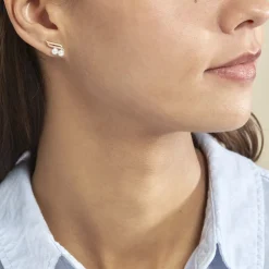 Boucles D'oreilles Puces Loeva Or Jaune Perle De Culture Et Oxyde