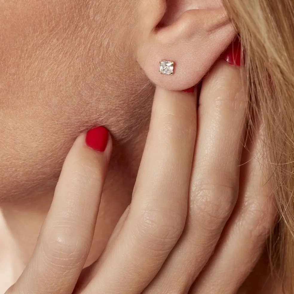 Boucles D'oreilles Puces Or Jaune Doreen Oxydes De Zirconium