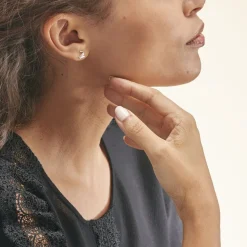 Boucles D'oreilles Puces Ouassima Or Blanc Diamant