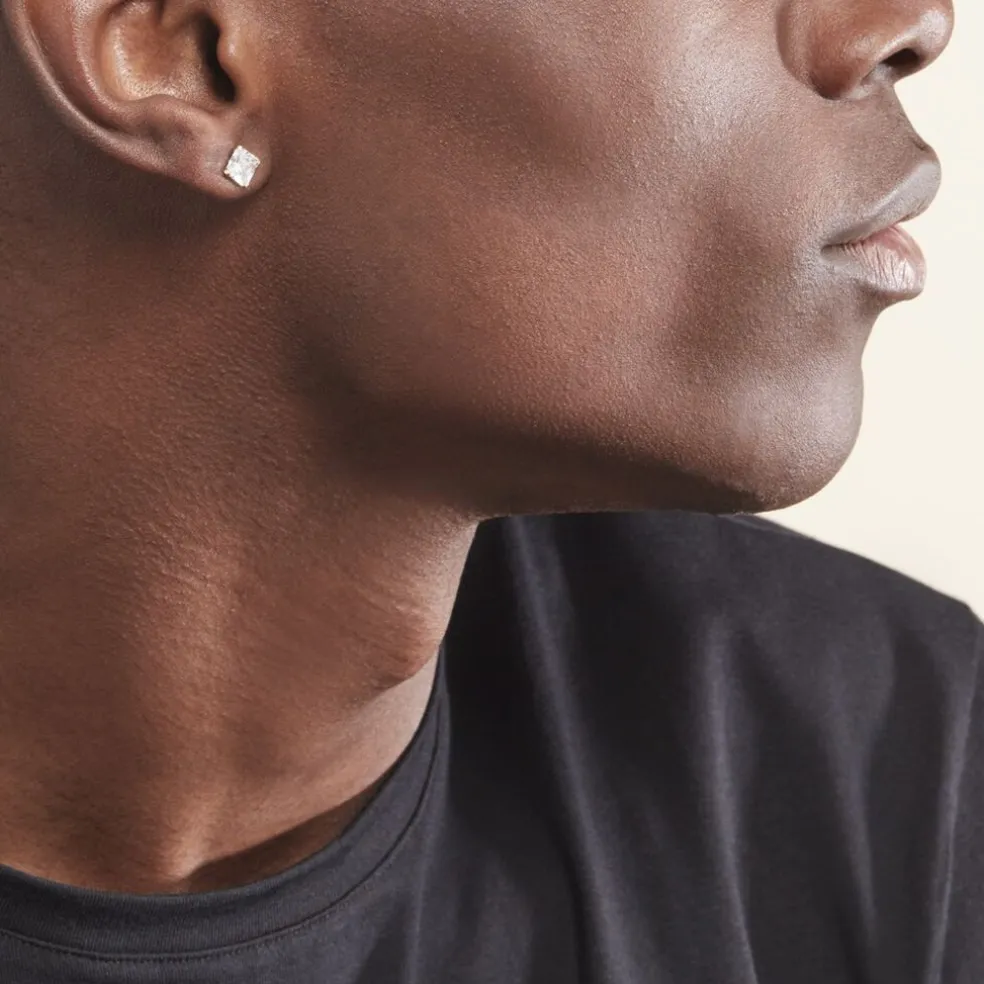 Boucles D'oreilles Puces Or Jaune Doreen Oxydes De Zirconium