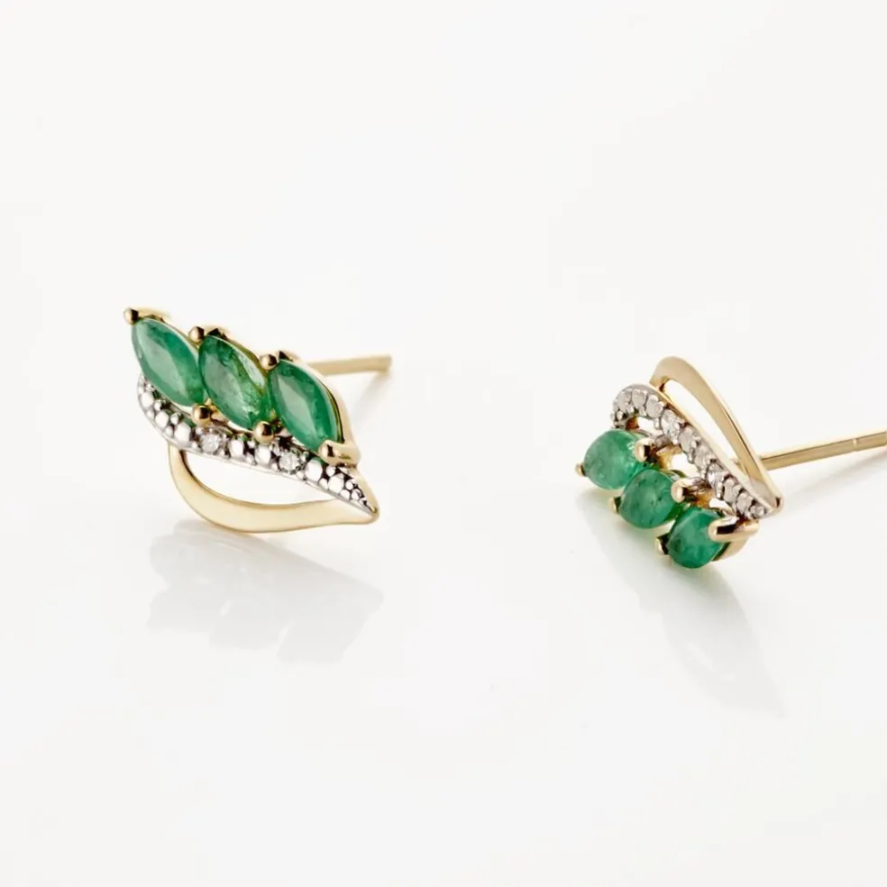 Boucles D'oreilles Puces Or Jaune Sheelagh Emeraudes Diamants