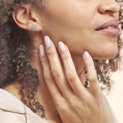 Boucles D'oreilles Puces Plaqué Or Radbod Pierres Artificielles Oxydes