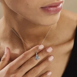 Collier Amance Or Blanc Topaze Et Oxyde De Zirconium