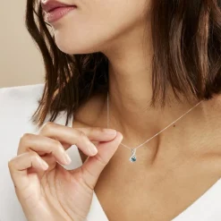 Collier Augusta Or Blanc Topaze Et Oxyde De Zirconium