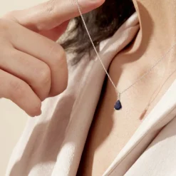 Collier Goutte Or Blanc Saphir