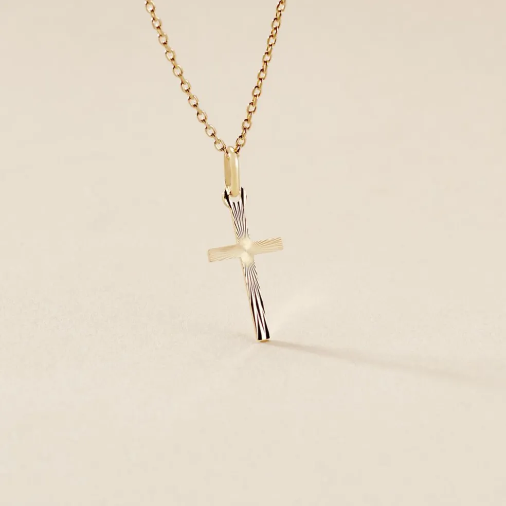 Pendentif Bathilde Croix Striee Or Jaune