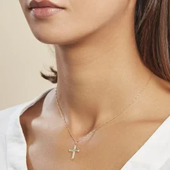 Pendentif Benny Croix Ciselee Or Jaune