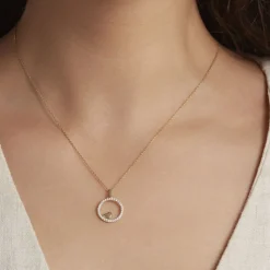 Pendentif Or Jaune Roman Oxyde